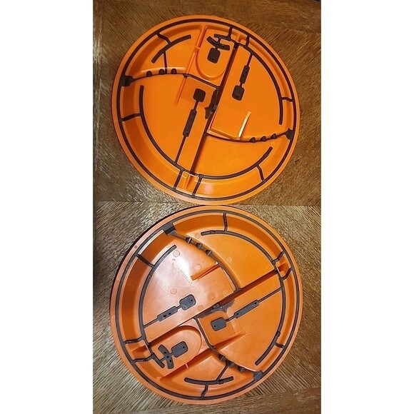 CONSTRUCTIVE EATING 2 LOT KIDS DINNER PLATE CONSTRUCTION THEME - Picture 3 of 3